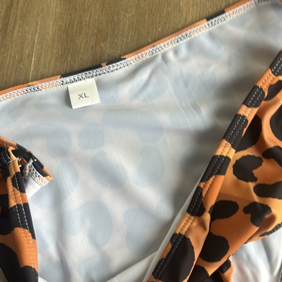 Animal Print Triangle Bikini Women’s Size XL - Picture 7 of 12